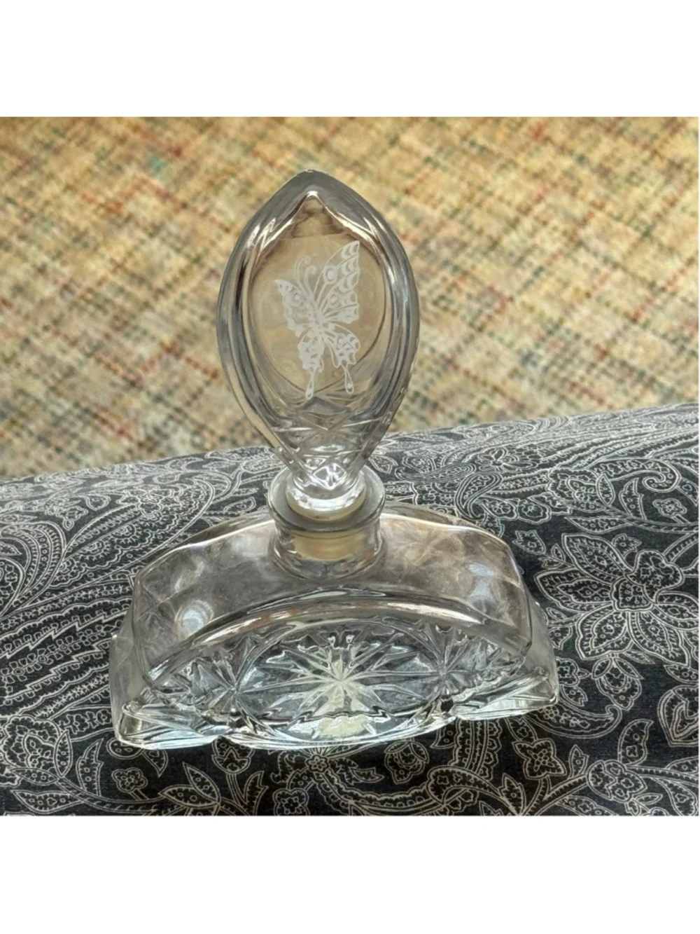 Vintage Avon Moonwind Cologne Butterfly Cut Glass Decanter Bottle 4 oz